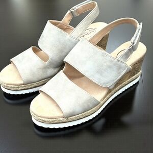 Life Stride Simply Comfort Beachy‎ Women's Wedge Sandals Size 8.5 Neutral